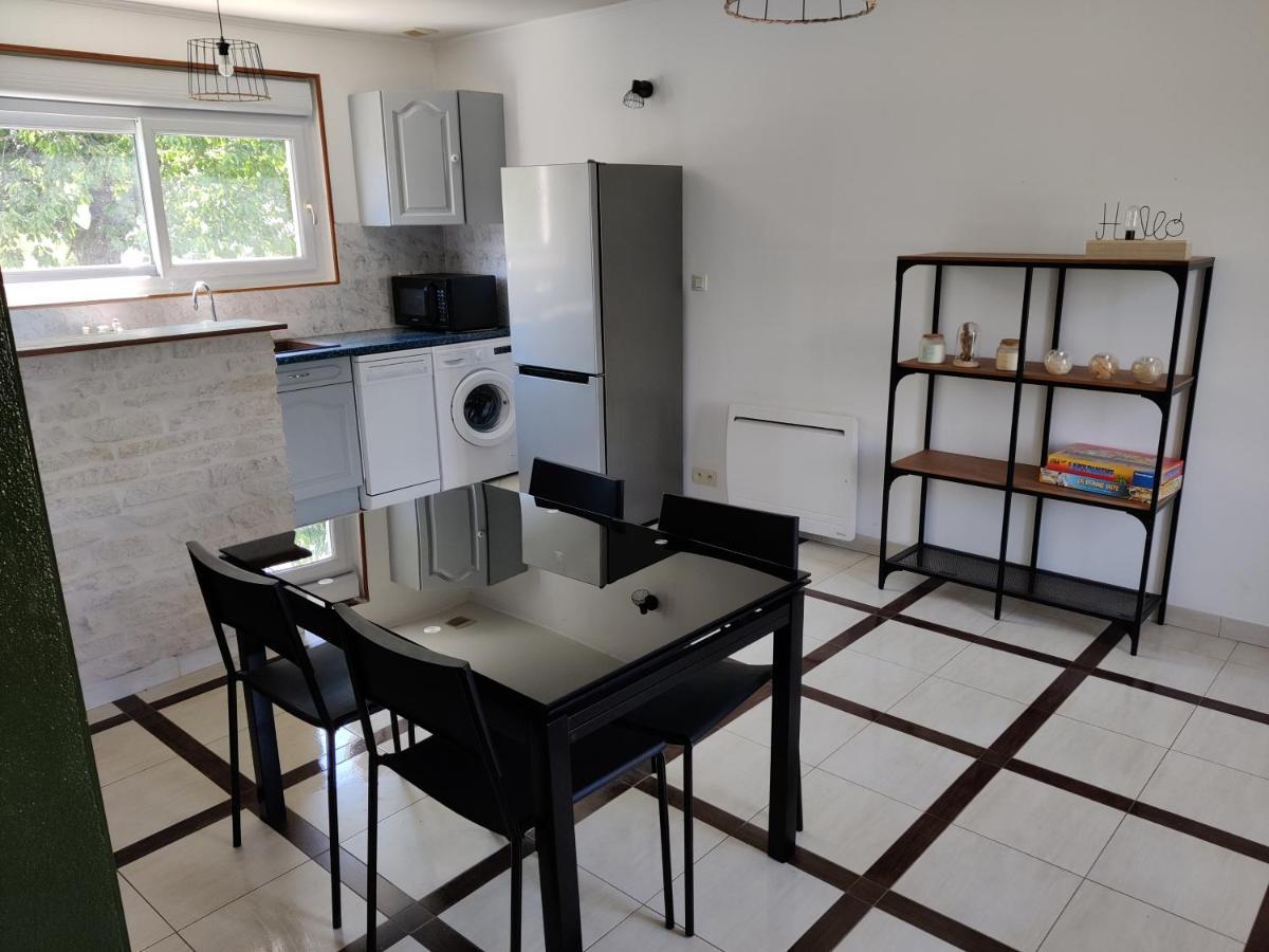 Studio Spacieux Tout Equipe Avec Jardin Varennes-Vauzelles Buitenkant foto